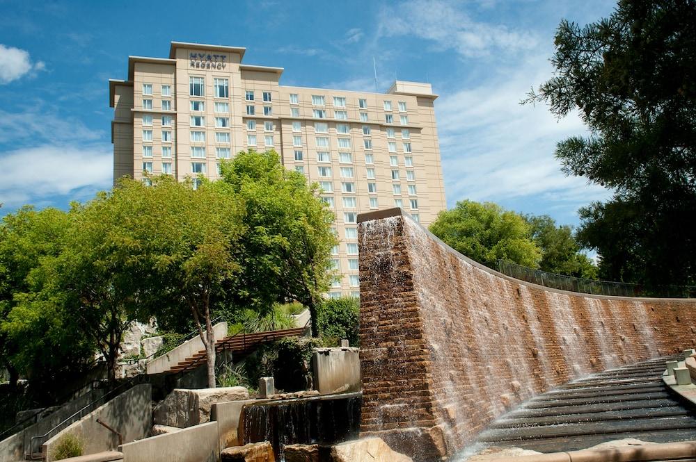 Hyatt Regency Wichita Hotel Exterior foto